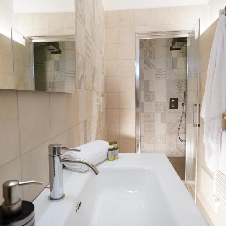 Dimora nel Borgo - Suite King Deluxe - 22