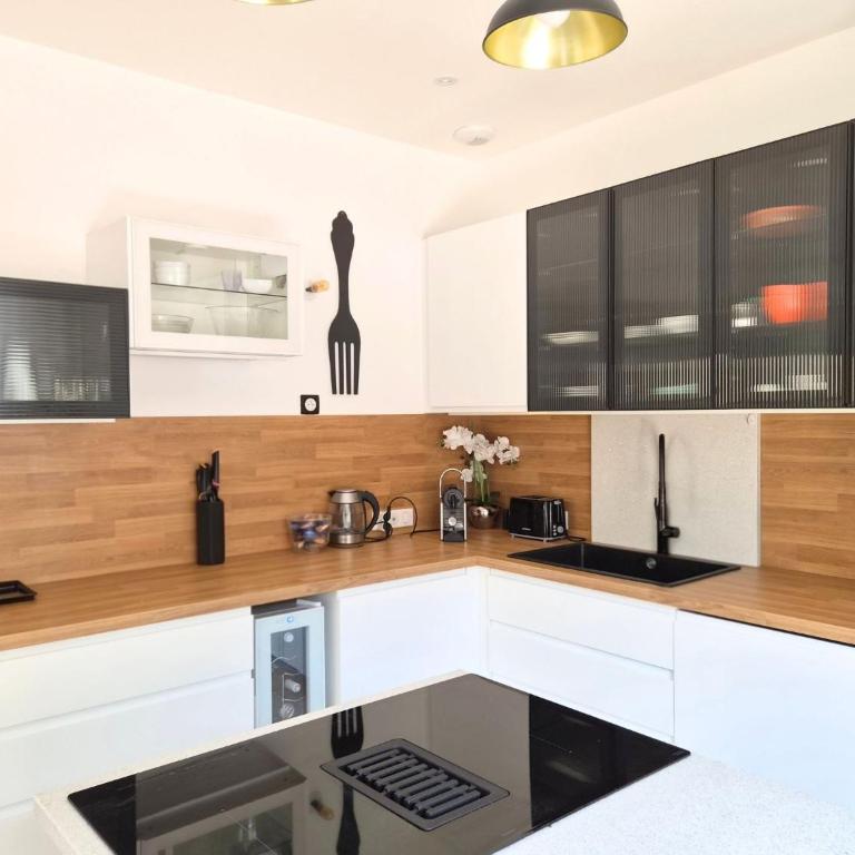 Modern villa with pool in Saint-Paul-de-Vence - Casa con 4 camere da letto - 13