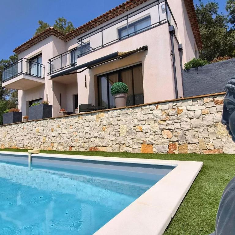Modern villa with pool in Saint-Paul-de-Vence - Casa con 4 camere da letto - 12