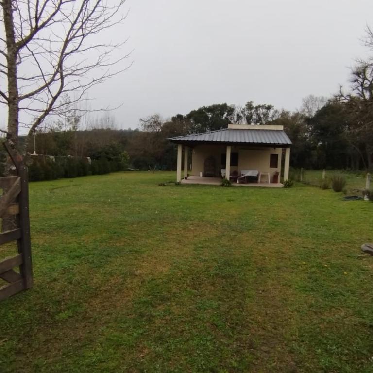 Cálida Casa con amplio espacio verde en Raco - Casa Unifamiliar de 3 dormitorios - 6