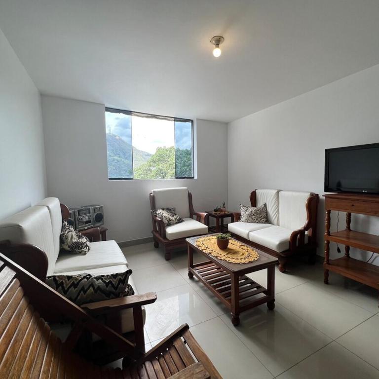 Hospedaje La Merced Chanchamayo - Mini Departamento - Apartamento de 3 dormitorios - 1