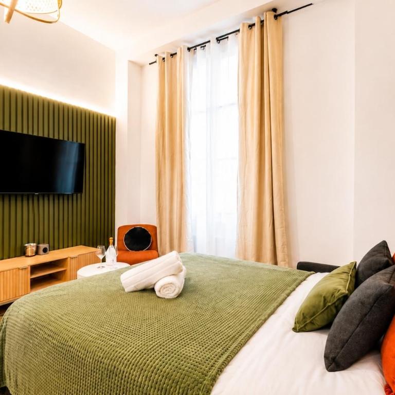 Bright & Chic Studio I Walk to Eiffel Tower I Central Location Close to Metro - Studio Deluxe - 9