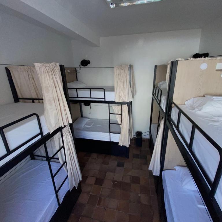 Til Sunrise - Bed in 8-Bed Mixed Dormitory Room - 3