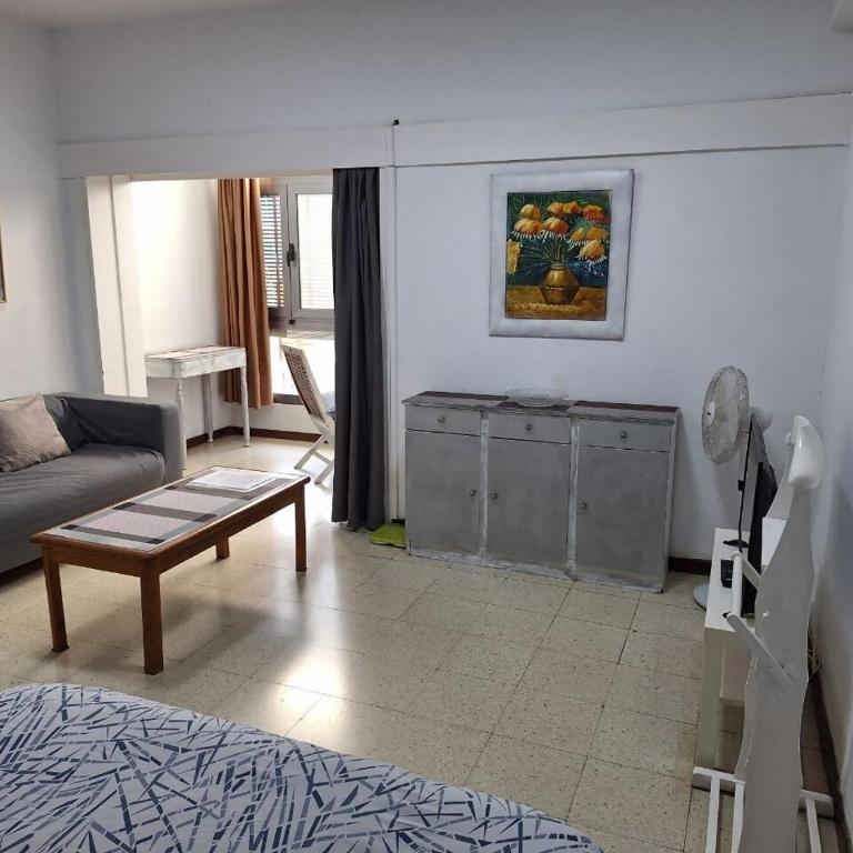 Loft luminoso y espacioso al lado de Las Canteras - Loft - 1