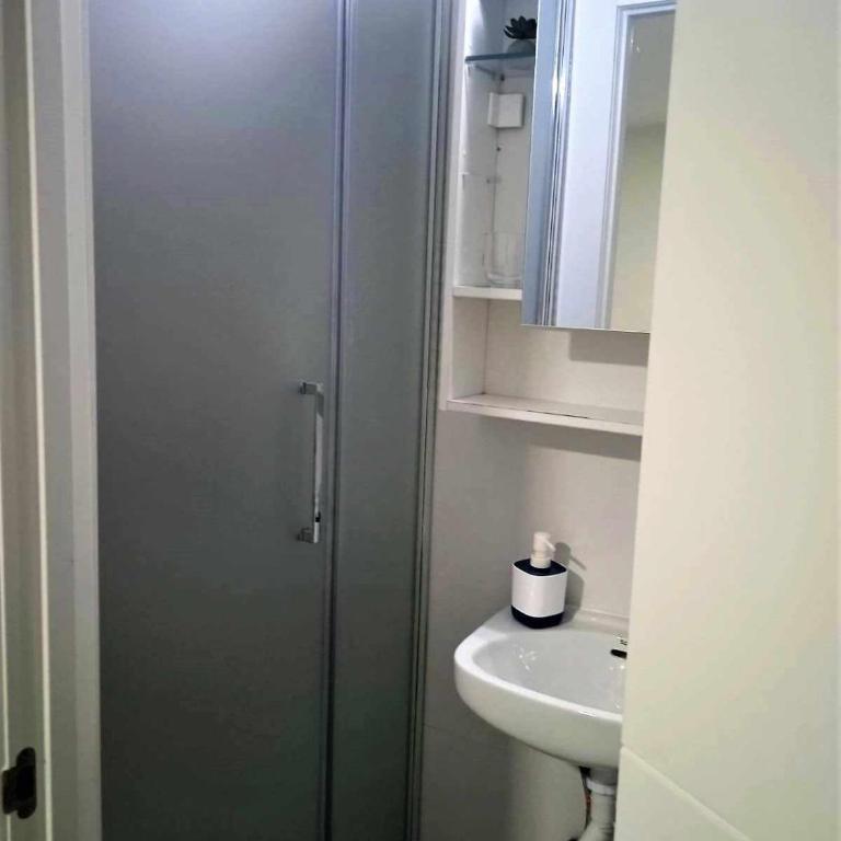 Moderno apartamento en el corazón de Madrid (Sol) - Apartment - 9