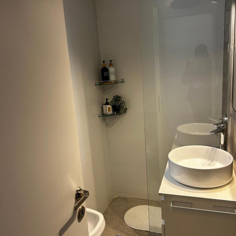 Hermosísimo 12 y 44 espectacular zona - One-Bedroom Apartment - 16