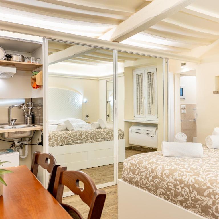Moderna Suite "Duomo", SMN a 2 passi, Wi-Fi e AC - Chambre Double avec Salle de Bains Privative - 3