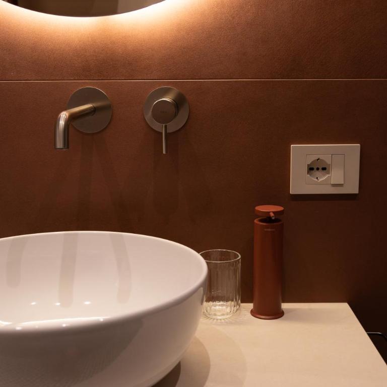 New designer apartment in the center of Bari - by Pausa Stays - One-Bedroom Apartment - 20