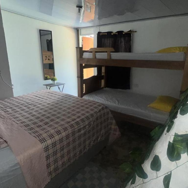 Getsemani Beach House - Quadruple Room - 1