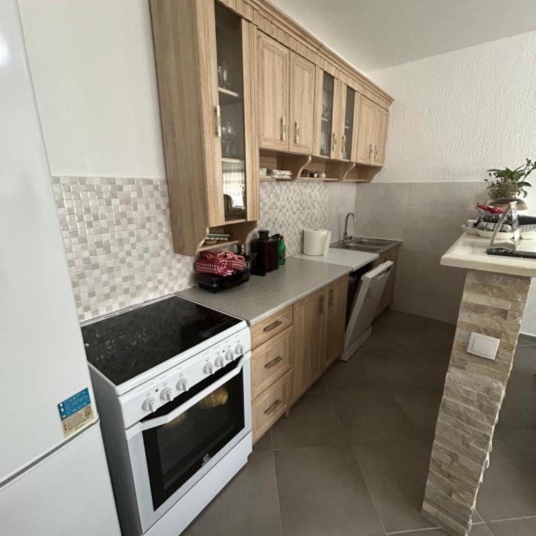 Apartment Petar - Two-Bedroom Apartment - 7