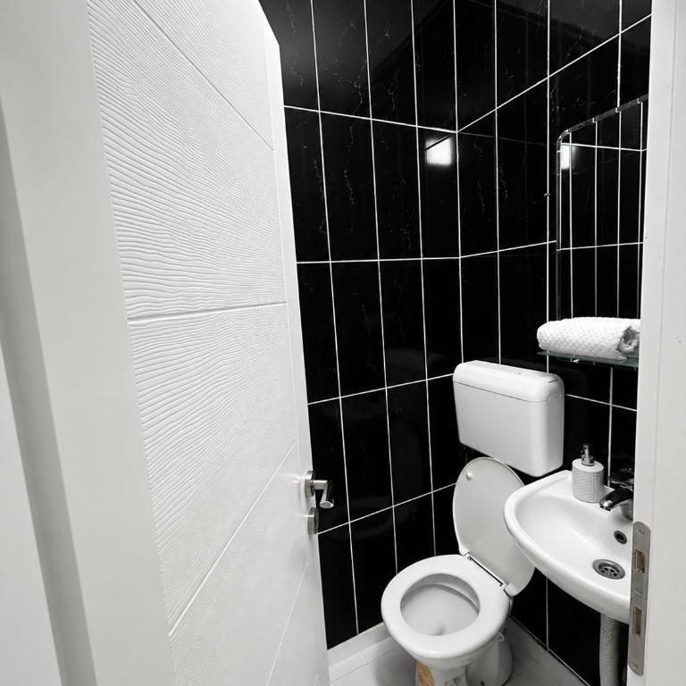 Apartment Petar - Two-Bedroom Apartment - 9