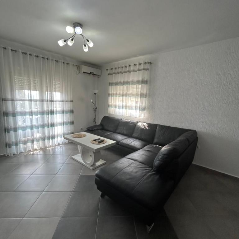Apartment Petar - Two-Bedroom Apartment - 11