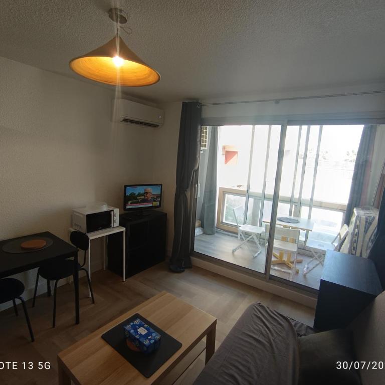 Studio meublé palavas les flots place parking privé - Appartement 1 Chambre - 2