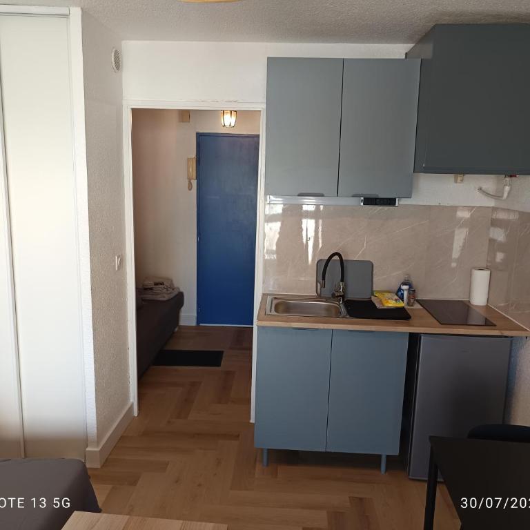 Studio meublé palavas les flots place parking privé - Appartement 1 Chambre - 5