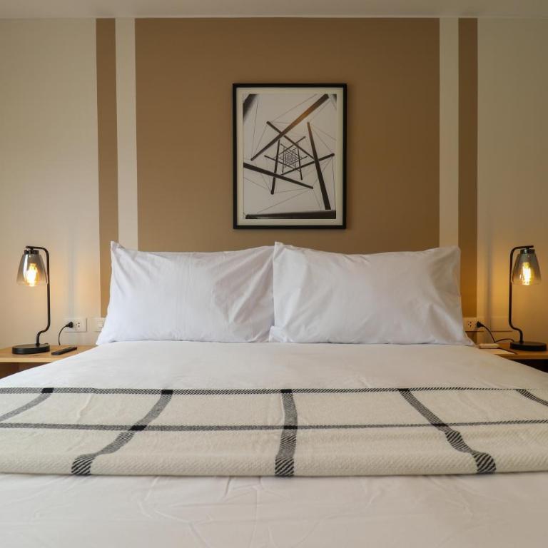 Schell Prime Living in the Heart of Miraflores by Wynwood House - Two-Bedroom Deluxe Apartment - 4
