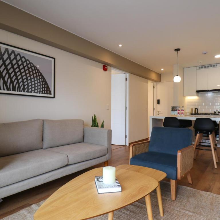 Schell Prime Living in the Heart of Miraflores by Wynwood House - Two-Bedroom Deluxe Apartment - 14