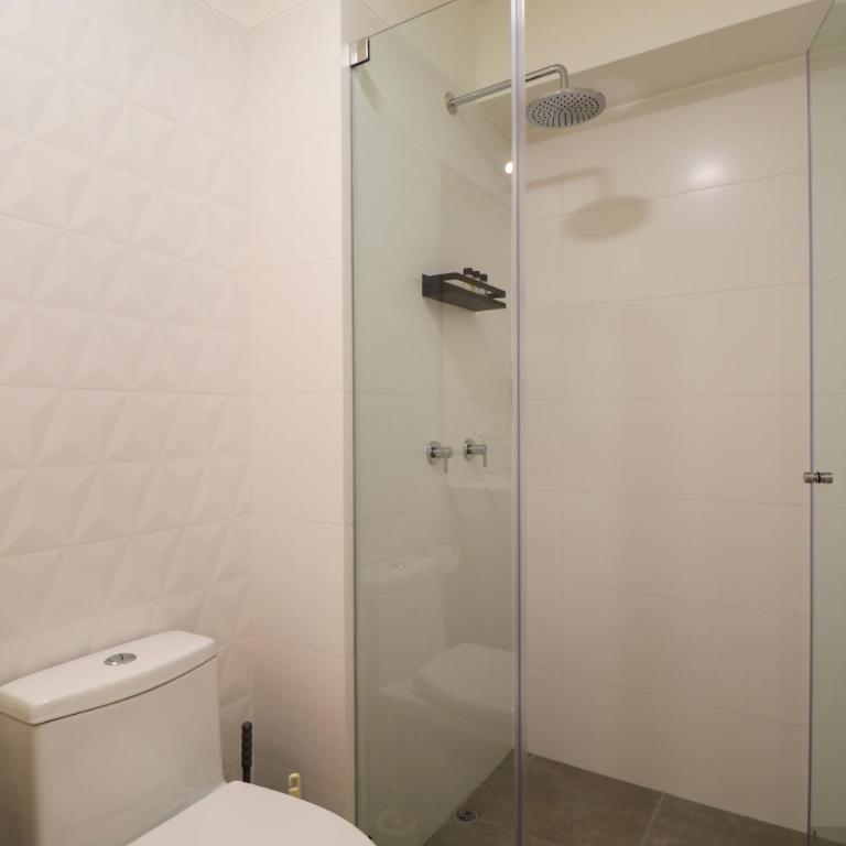 Schell Prime Living in the Heart of Miraflores by Wynwood House - Two-Bedroom Deluxe Apartment - 3