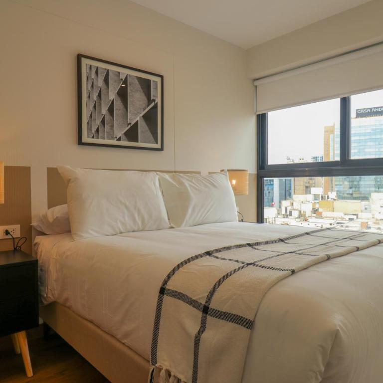 Schell Prime Living in the Heart of Miraflores by Wynwood House - Two-Bedroom Deluxe Apartment - 5