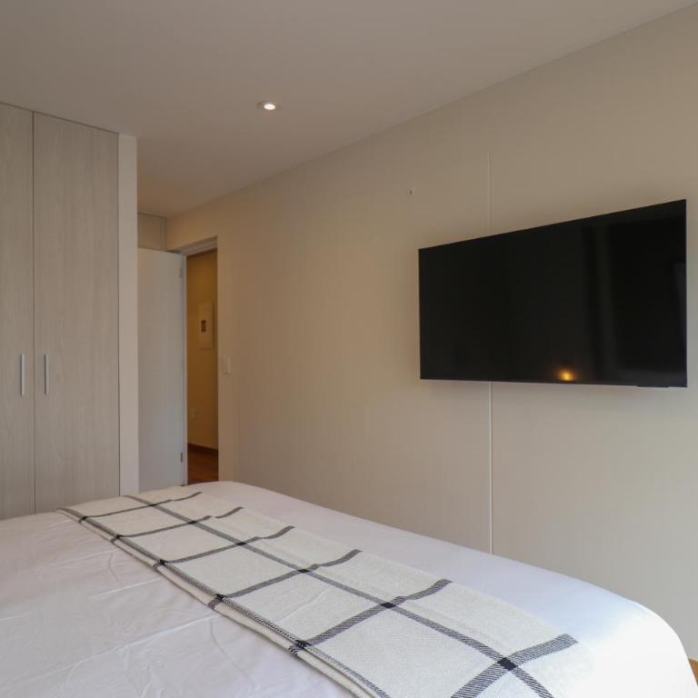 Schell Prime Living in the Heart of Miraflores by Wynwood House - Two-Bedroom Deluxe Apartment - 9
