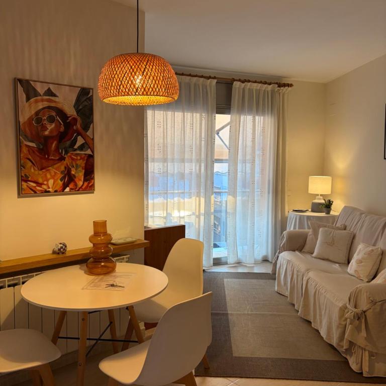 Central apartment with parking a 350m de la playa - Apartamento de 2 dormitorios - 2