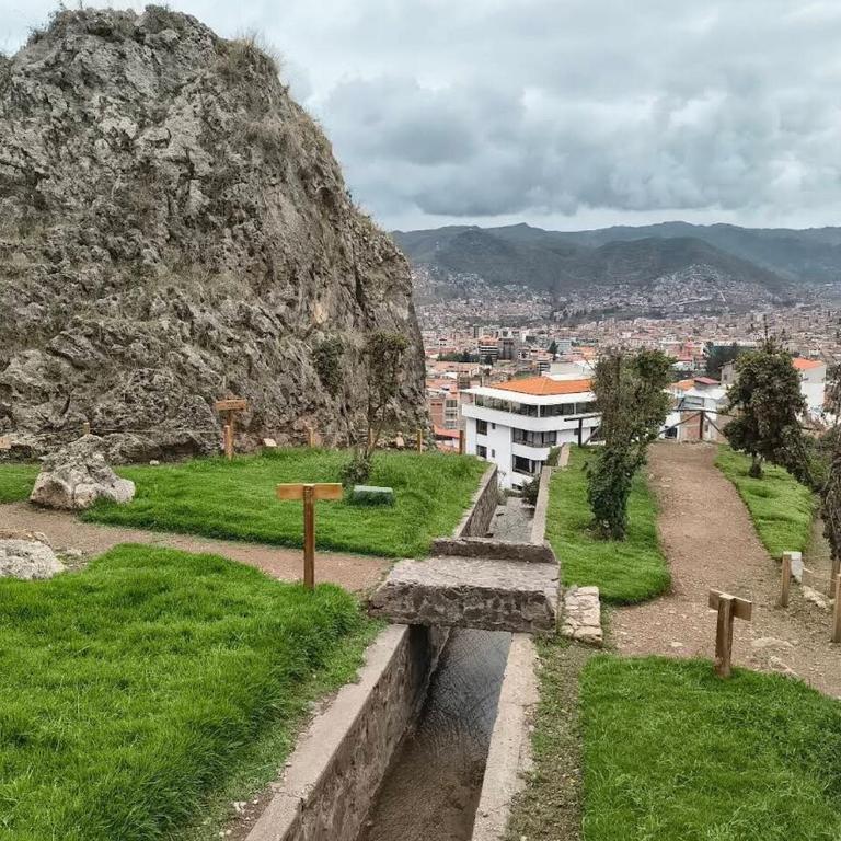 Cusco Deluxe Apartment - Two-Bedroom Apartment - 12