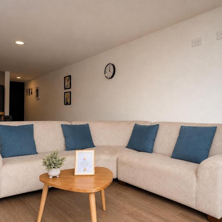 Apartamento Nuevo Central Piso 7 Terraza privada - Apartamento de 2 dormitorios con balcón y terraza - 6