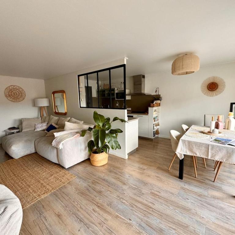 Appartement calme & cosy - Vue montagne - Centre-ville à 2 min - Appartement 2 Chambres avec Vue sur la Montagne - 5
