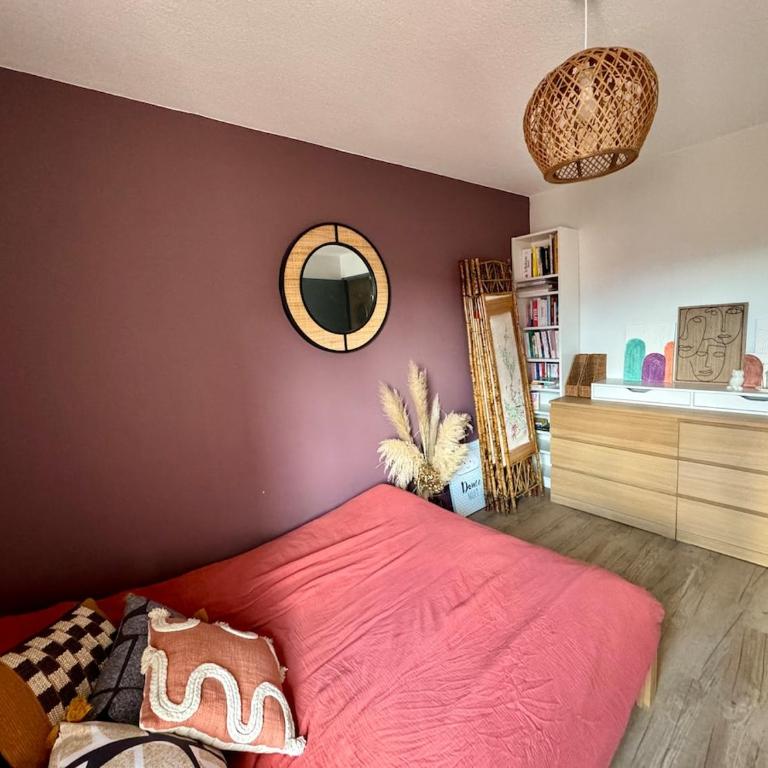 Appartement calme & cosy - Vue montagne - Centre-ville à 2 min - Appartement 2 Chambres avec Vue sur la Montagne - 13