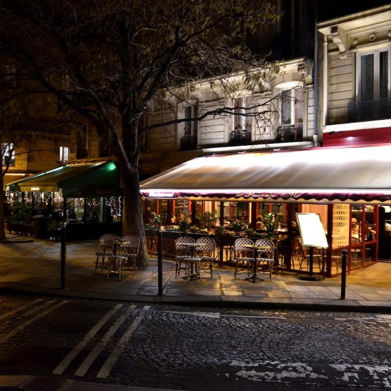 Beautiful Parisian studio with rooftop view - Appartement 1 Chambre - 23