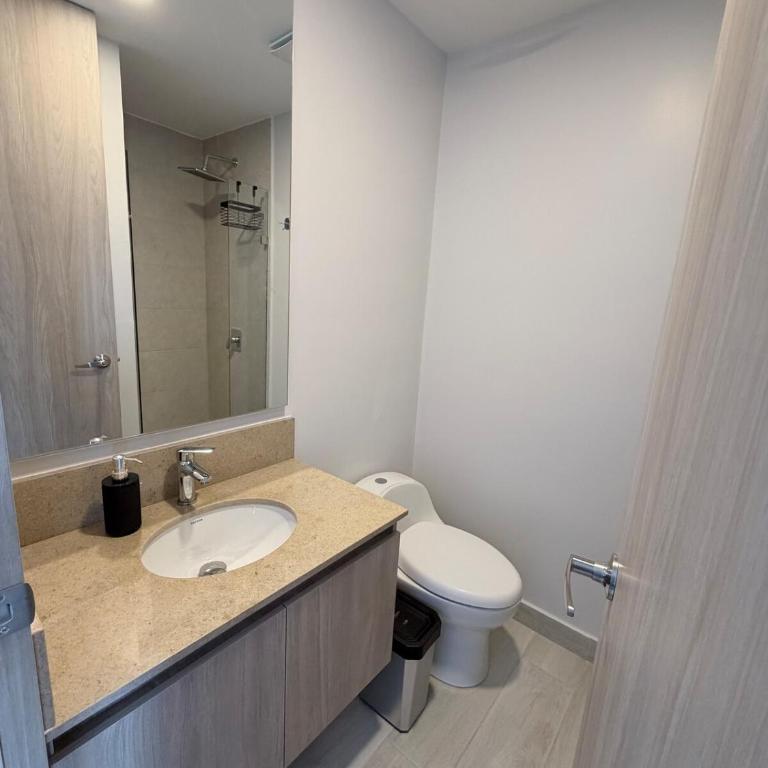 Boutique Suite with Resort Style Amenities - One-Bedroom Apartment - 5