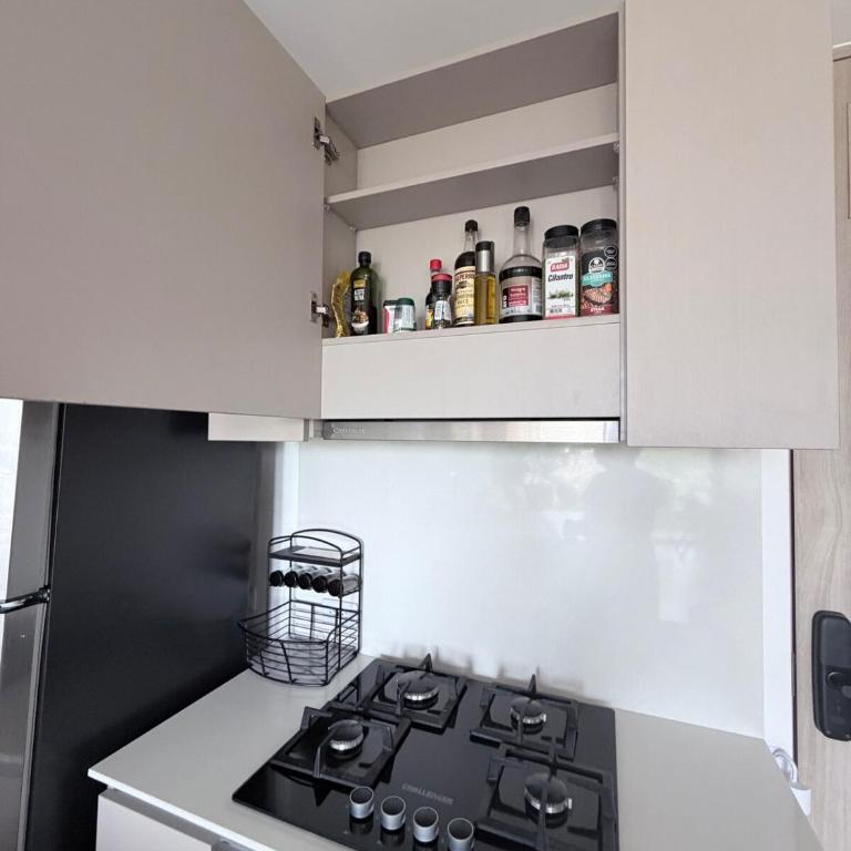 Boutique Suite with Resort Style Amenities - One-Bedroom Apartment - 6