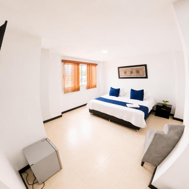 Hotel Cristal Plaza - Double Room - 8