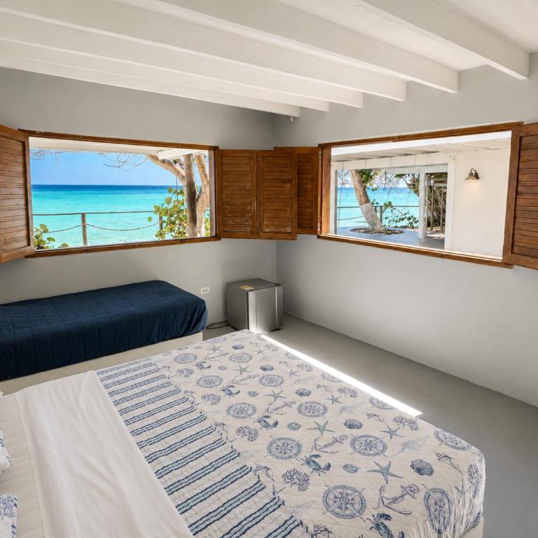 Isla Risa - Triple Room with Sea View - 2