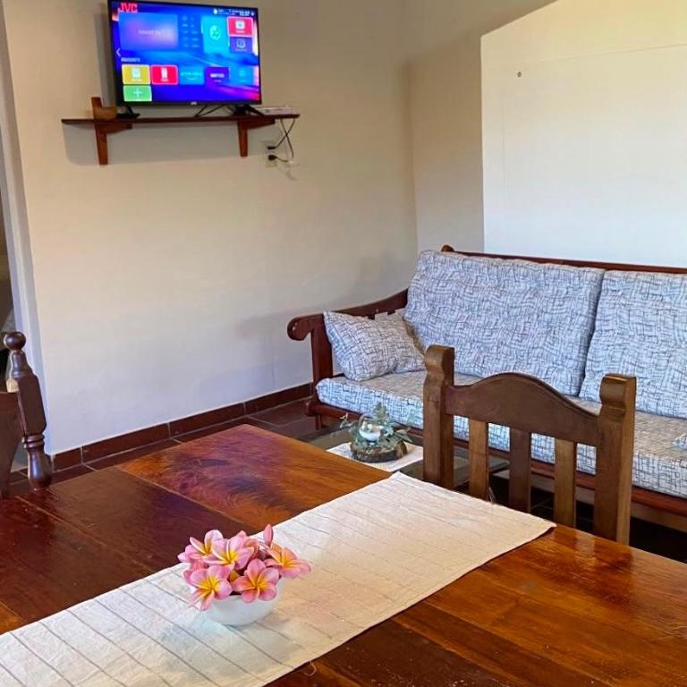 Patio Grande - One-Bedroom Apartment - 2