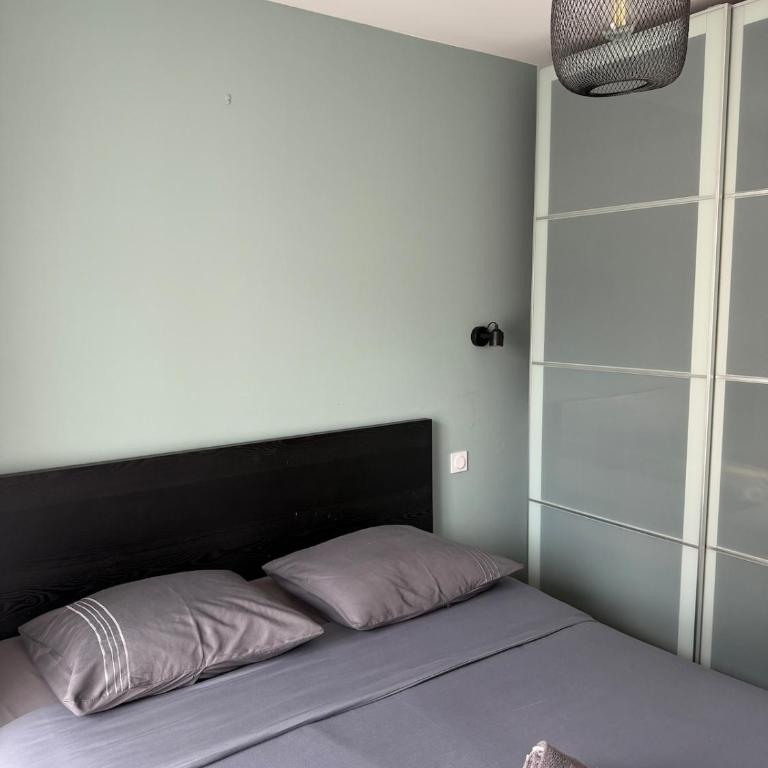Beautiful 2-bedroom apartment with air conditioning - Tram - Balconies - Quiet - Appartement 2 Chambres - 16