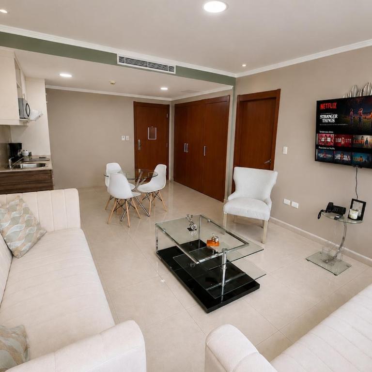 Suite Premium con Piscina en Puerto Santa Ana RF1-808 - Apartamento de 1 dormitorio con vistas a la ciudad - 17