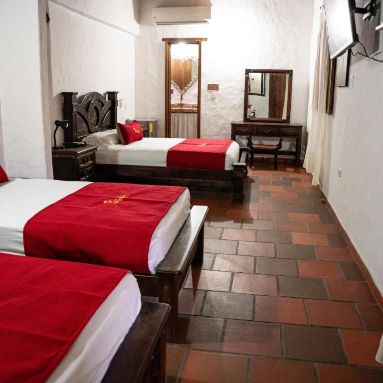Hotel Boutique Macaregua Girón - Habitación Cuádruple Superior - 6