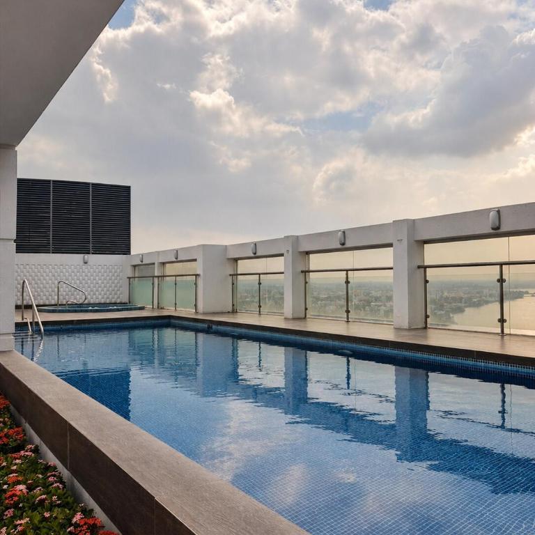 Suite Vista al Río con Piscina, Gym y Jacuzzi RF1-1107 - Apartamento de 1 dormitorio con vistas al río - 30