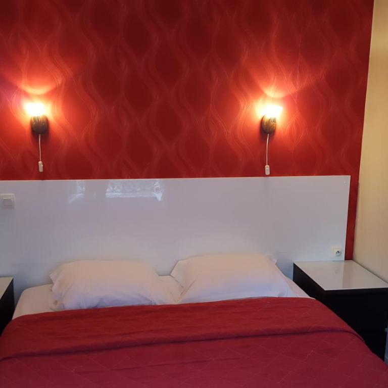 Hôtel Média - Chambre Simple avec Salle de Bains Privative - 6