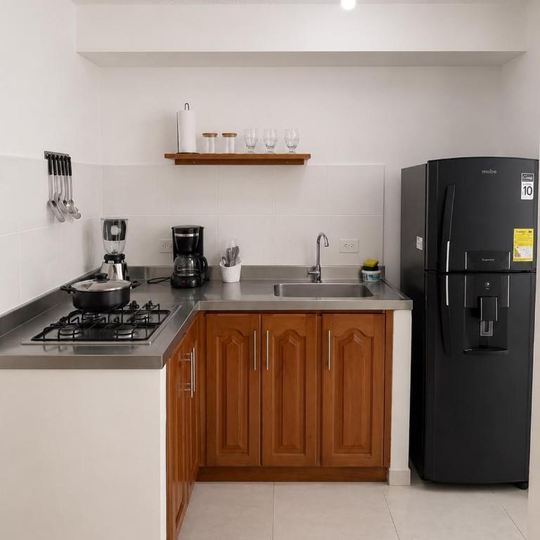 Modern 3-Bedroom, 2-Bathroom Apartment in a Gated Community - Apartamento de 3 dormitorios - 6