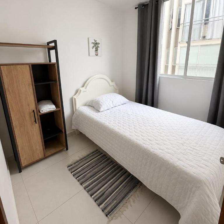 Modern 3-Bedroom, 2-Bathroom Apartment in a Gated Community - Apartamento de 3 dormitorios - 8