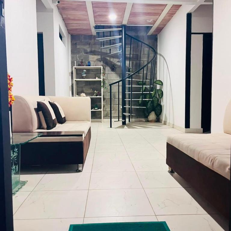 3-Story House in Lago Calima Pool and Terrace - Casa de 5 dormitorios - 6