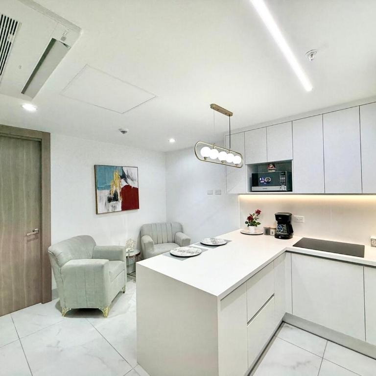 Lujoso departamento Millenium con piscina MILL-703 - Apartamento de 2 dormitorios con vistas a la ciudad - 1