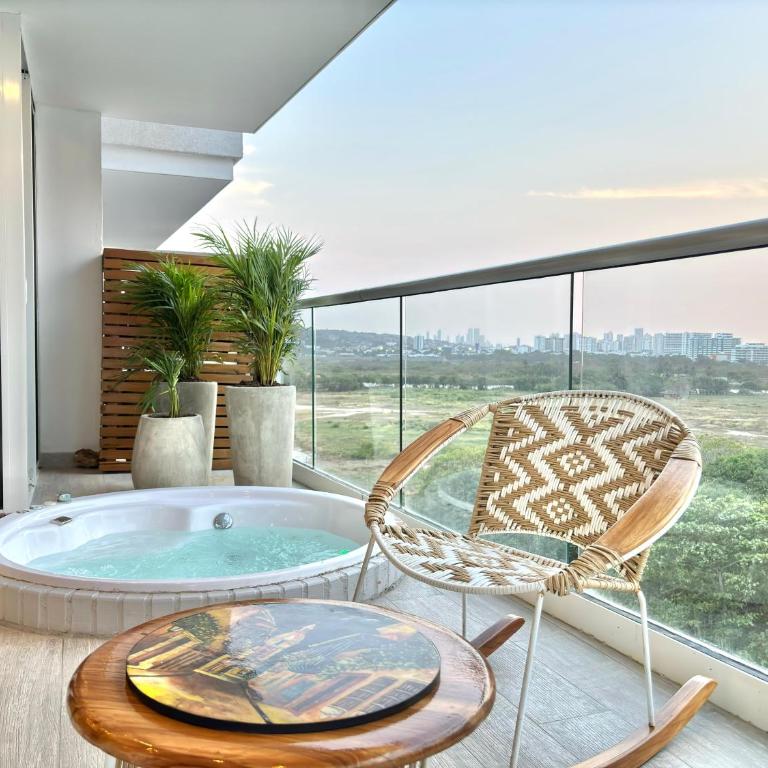 Caribbean Luxury 2BR 2Bth Gem with sea views, hot water and private jacuzzi on balcony - One-Bedroom Apartment - 10