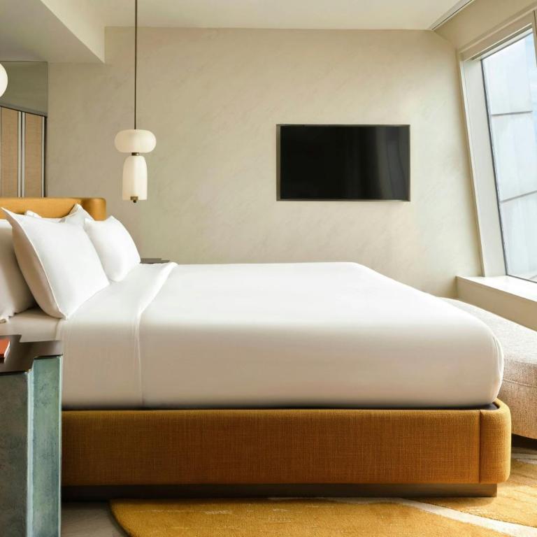 W Barcelona - One-Bedroom Corner King Suite with Seafront View - 3