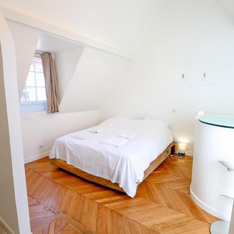 Exceptional double house with Jacuzzi - Villa - 19
