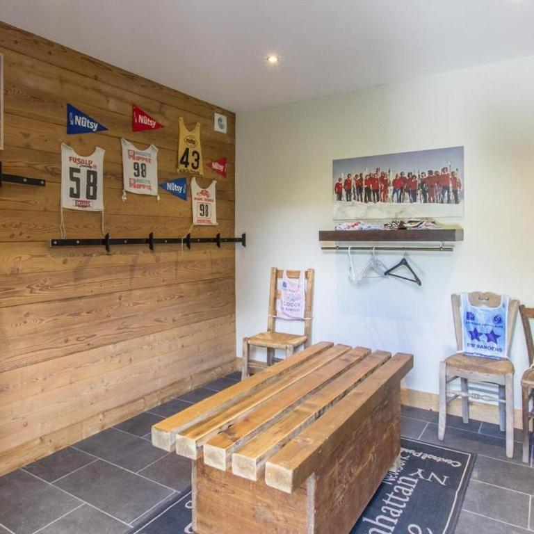 Chalet Mugnier - Suite with Hot Tub - 17