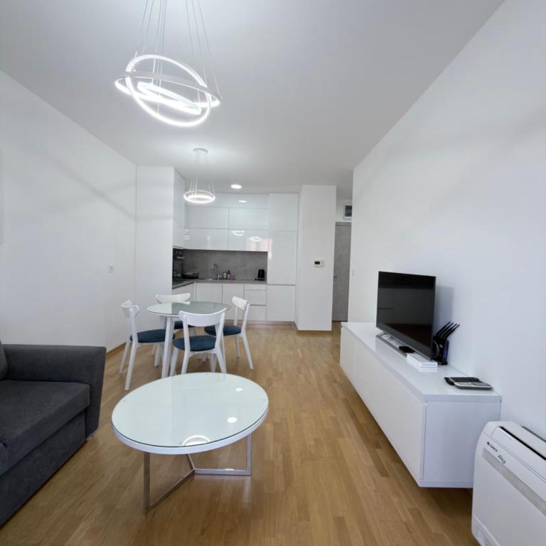 Tre Sorelle Becici - Apartment mit 1 Schlafzimmer - 4