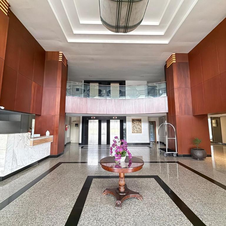 Elegante suite en Hilton Colón con piscina HILL-302 - Apartamento de 2 dormitorios - 10