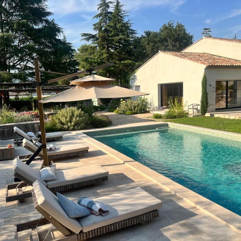 Provençal Villa with gym sauna, 5 min walk Valbonne - Villa - 1